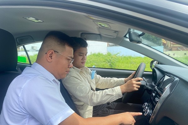 HỌC BẰNG LÁI XE Ô TÔ B2 TẠI HUYỆN THƯỜNG TÍN GIÁ RẺ, ĐỖ 100%