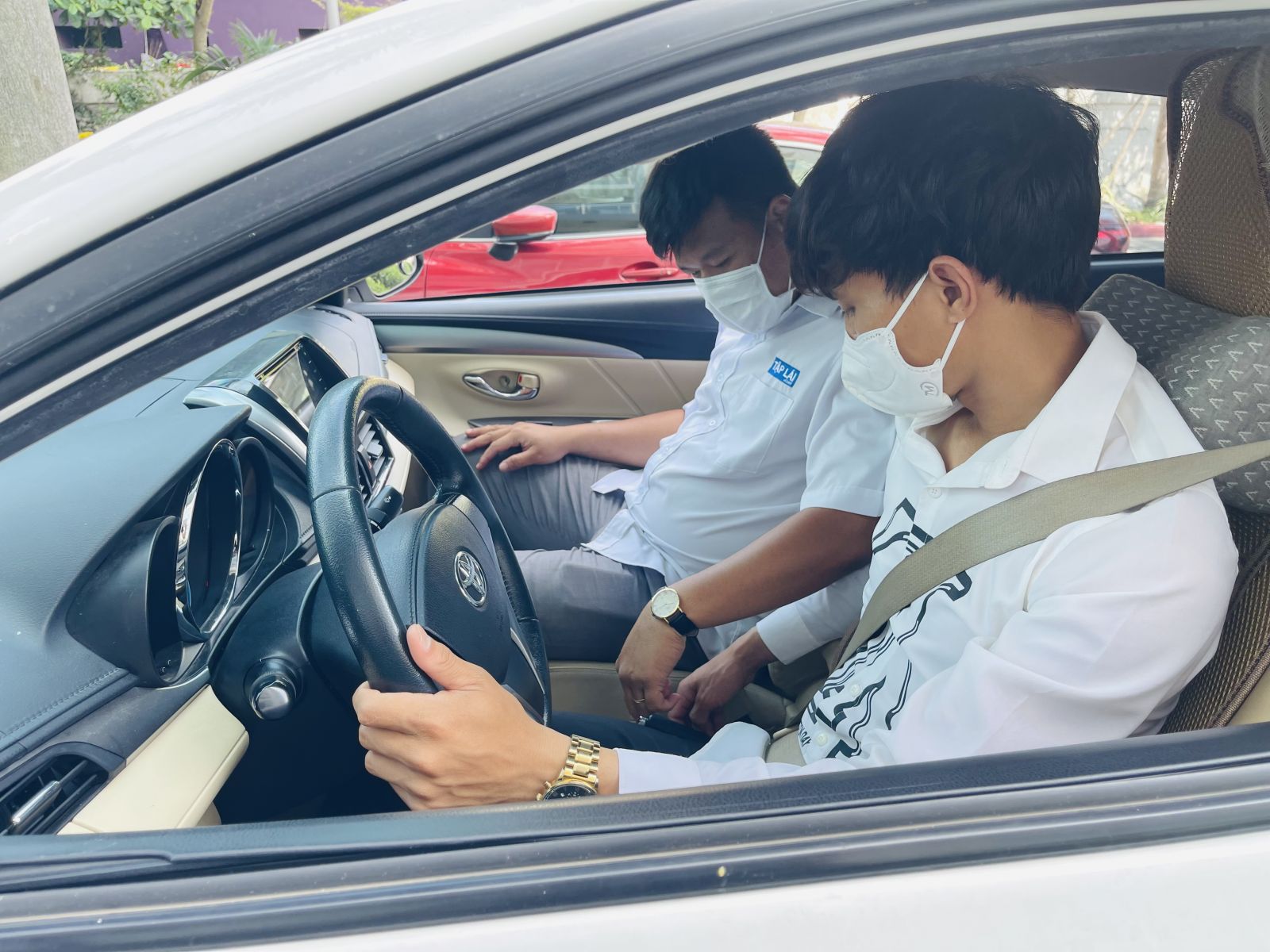 Học bằng lái xe ô tô B2 tại Huyện Thạch Thất 